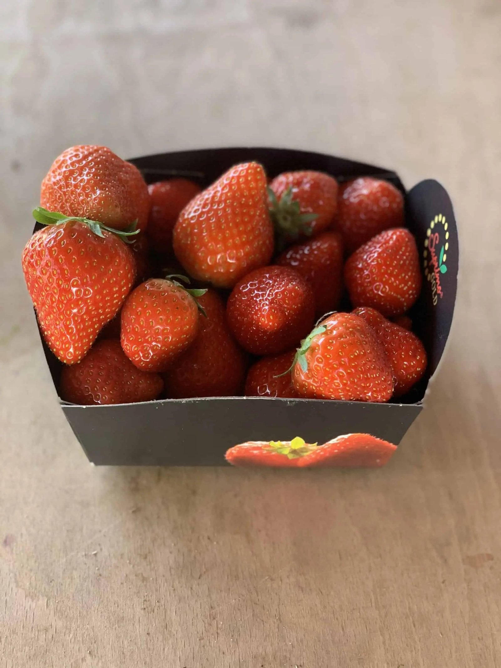 2026/05/1000087423.jpg Strawberries Box - Image 1