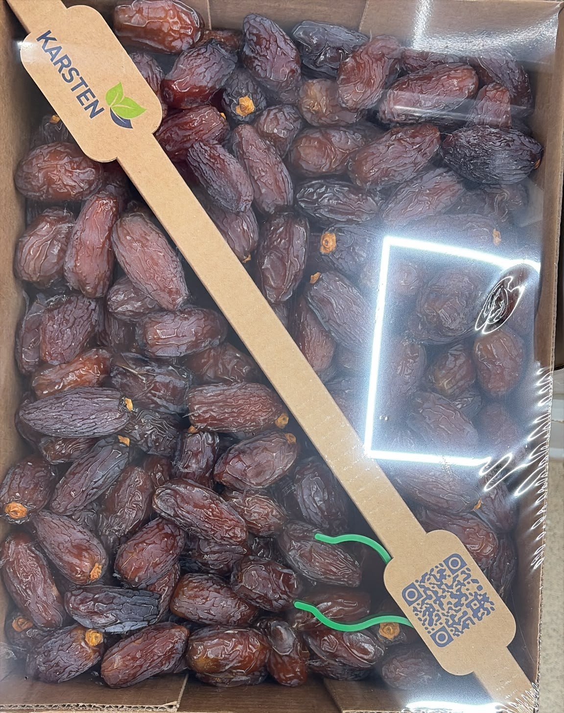 2026/07/1000088129.jpg Medjol Large Dates(5kg Box) - Image 1